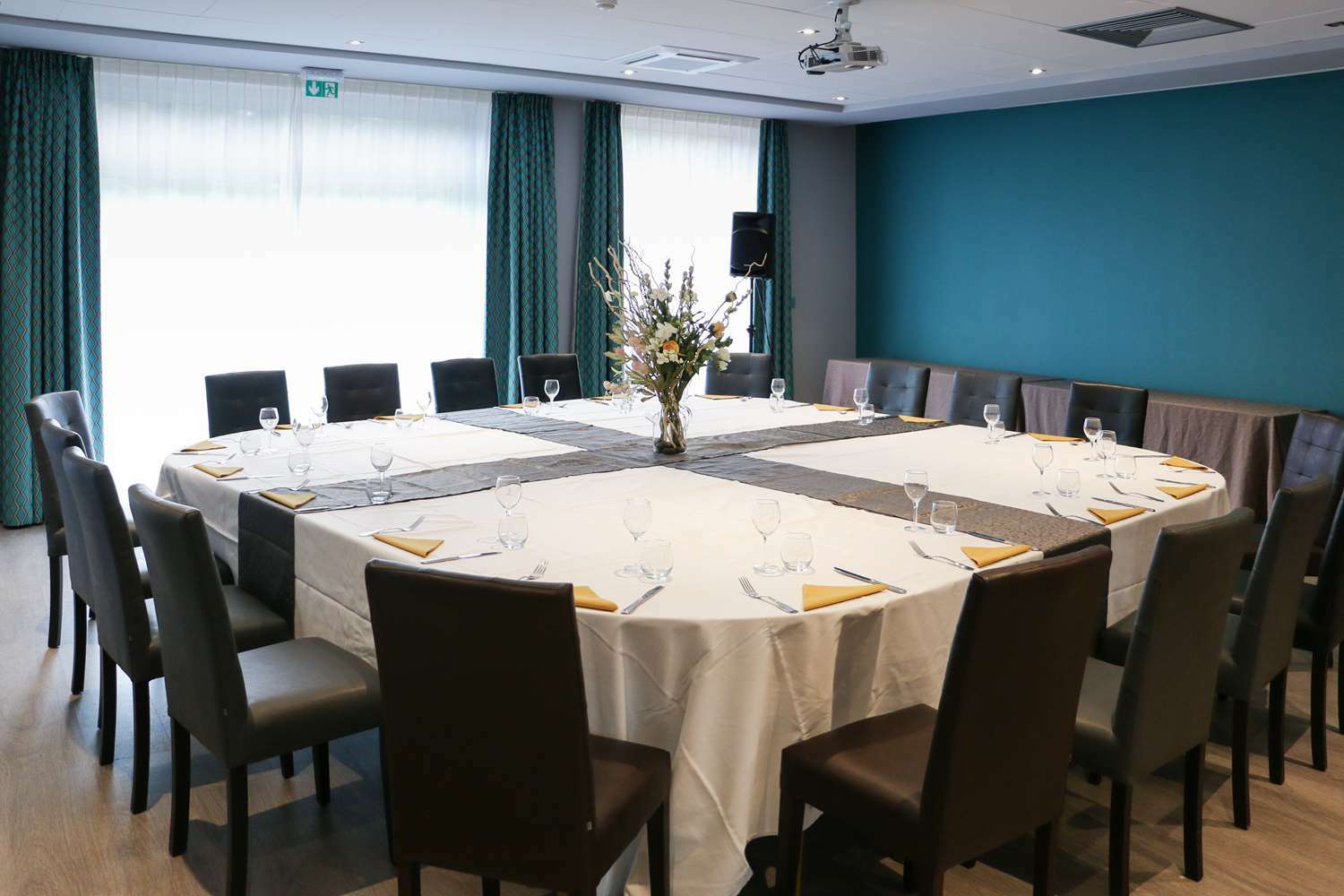 Best Western Plus Hotel Admiral La Tour-de-Salvagny Ngoại thất bức ảnh